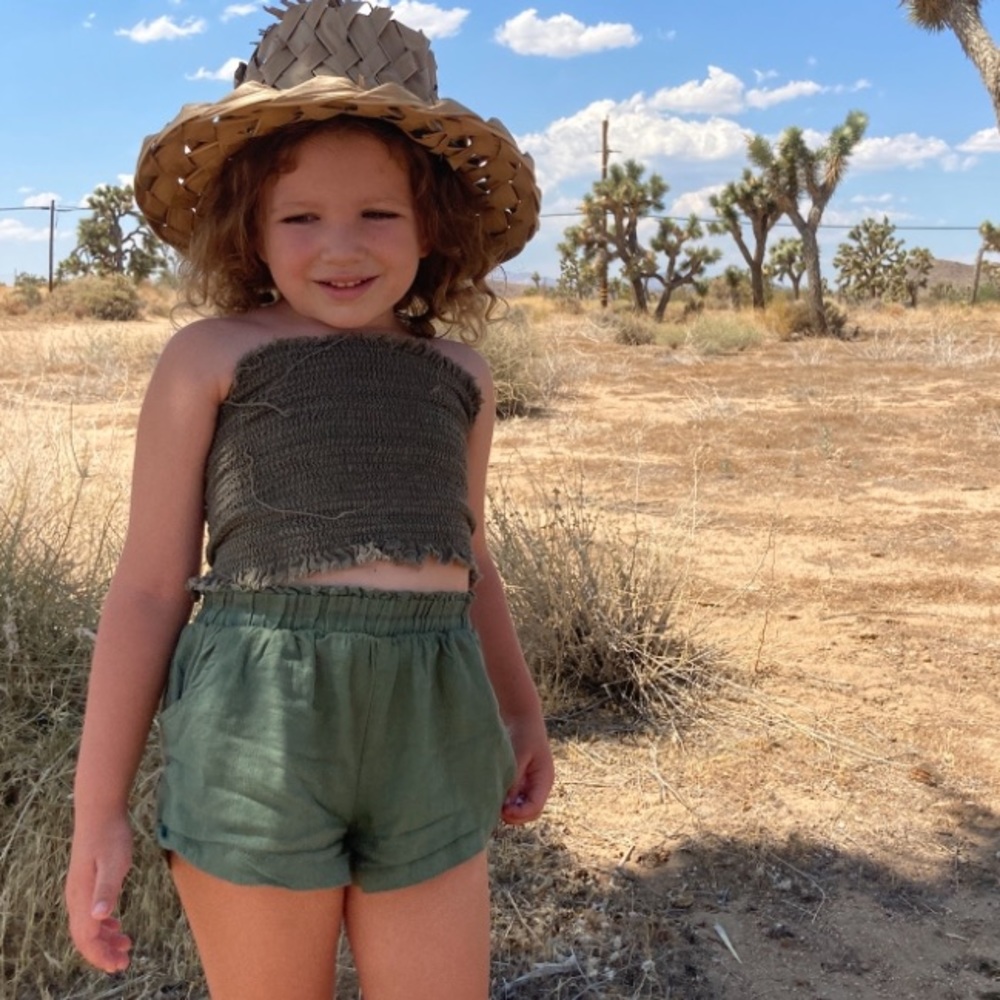 Cotton On Kids linen blend olive green shorts 3T